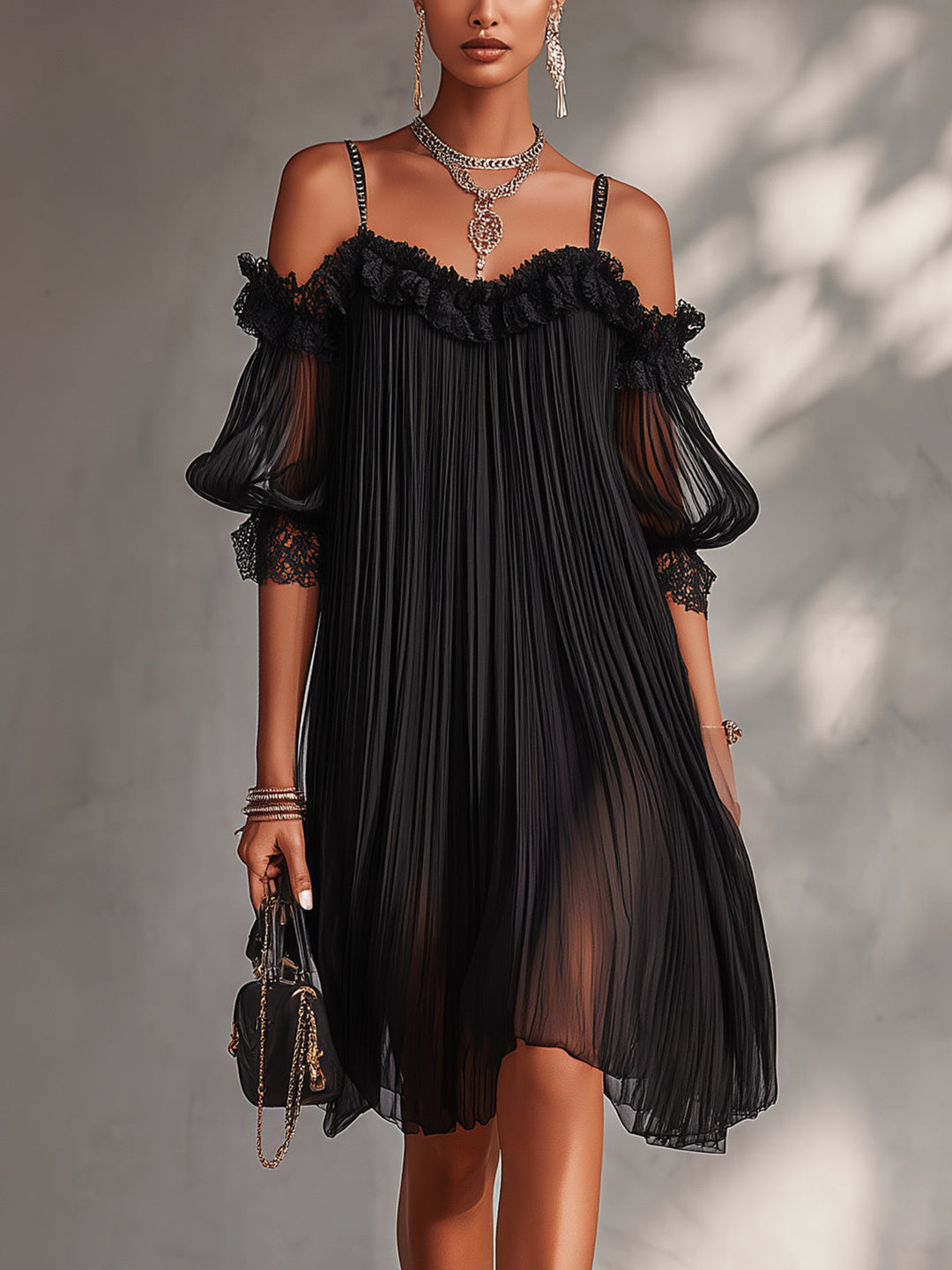 Céleste | Schwarzes Minikleid mit schmalen Trägern