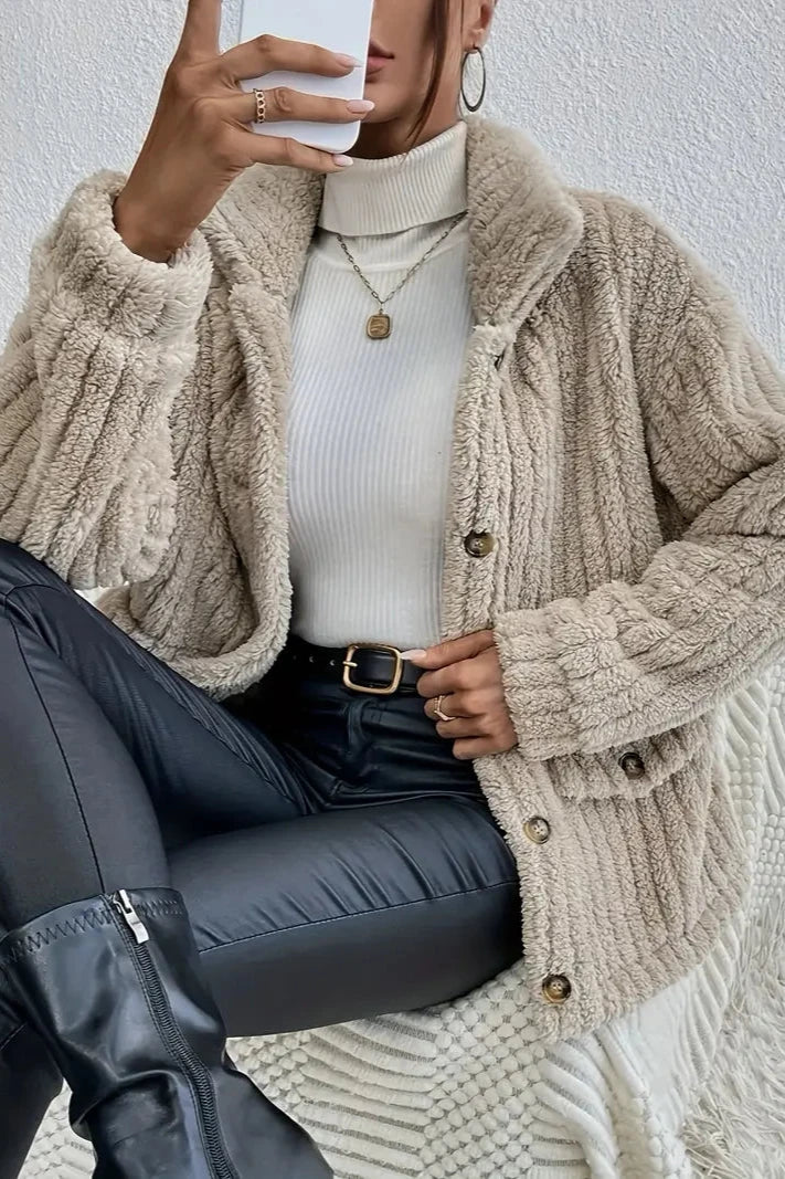 NOVA™ | Beidseitiger Samtknopf-Cardigan