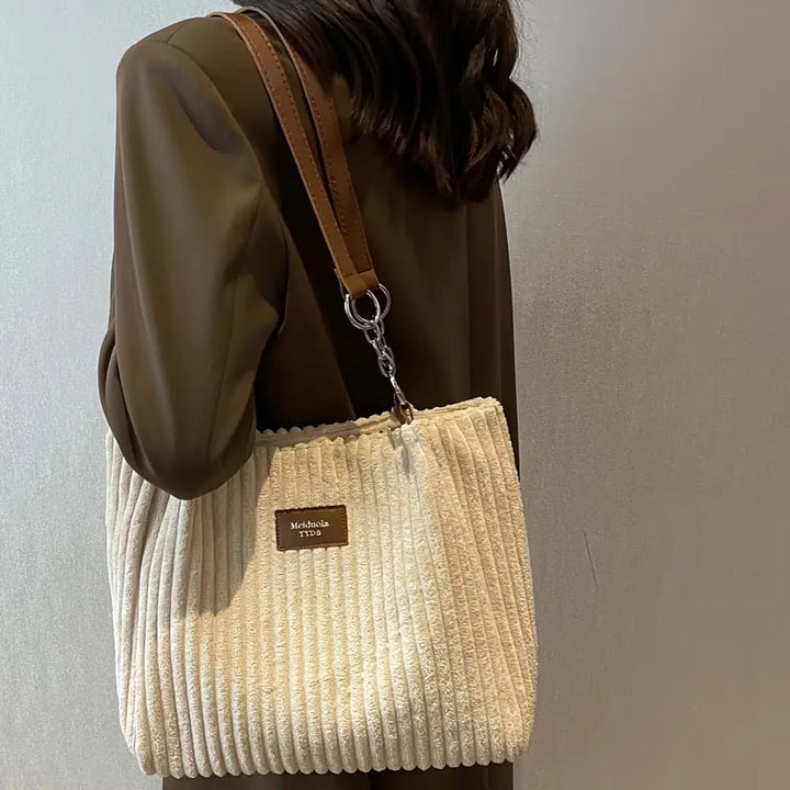 ORNA™ – Corduroy Tragetasche