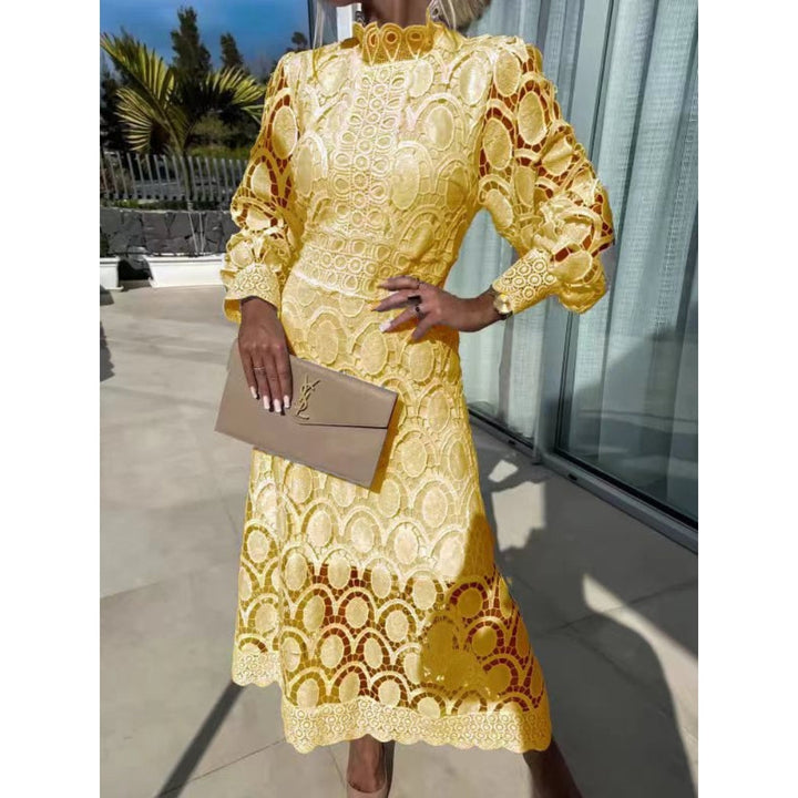 NOA™ – Midi-Spitzenkleid aus zarter Spitze