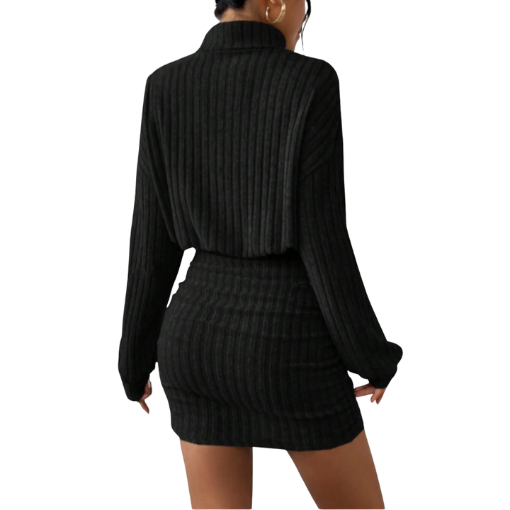 NICOLETTE™ – Figurbetontes geripptes Rollkragenkleid