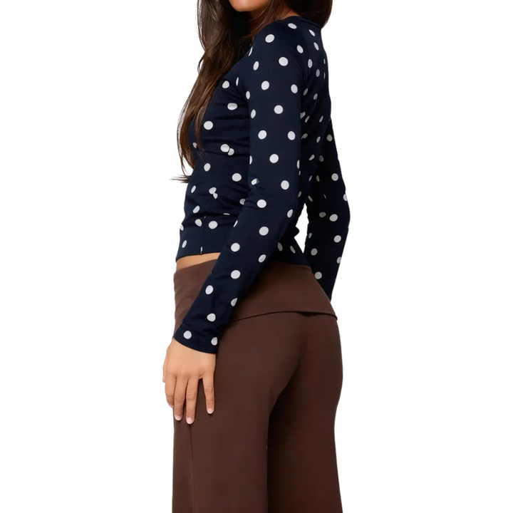 DOTTY™ – Langarm-Top mit Polka-Dot-Muster und schmaler Passform