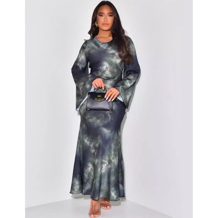 ARIANA™ – Elegantes figurbetontes Satin-Maxikleid mit Bindegürtel