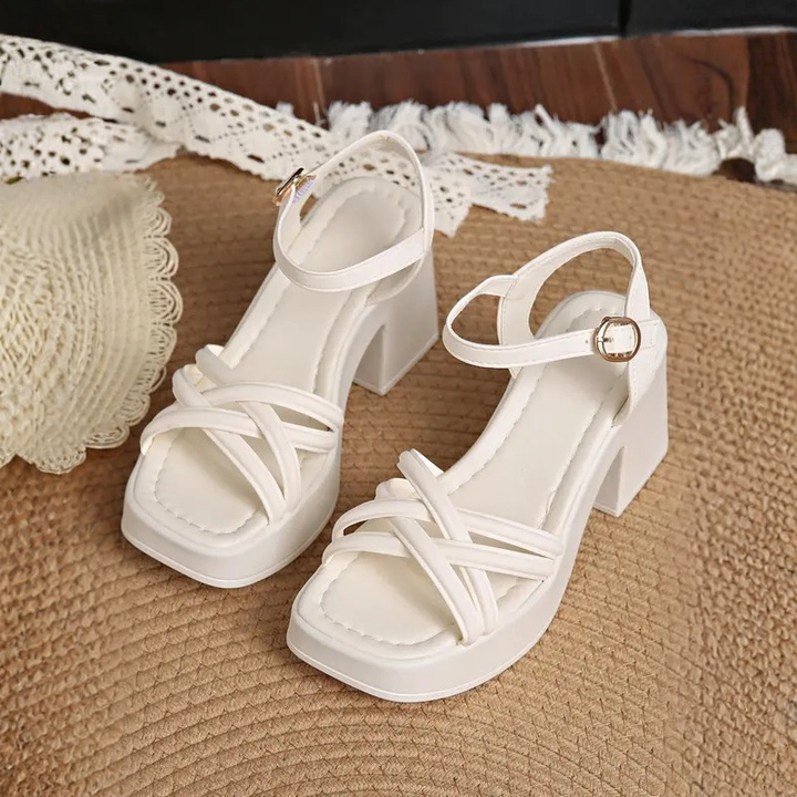 KIANA™ – Modische Cross-Riemchen Sandaletten