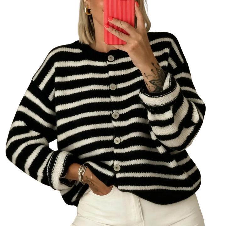 KARSYN™ – Stilvolle gestreifte Freizeit-Strickjacke