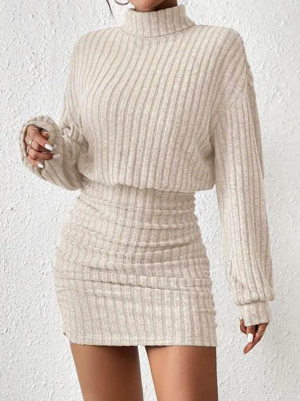 MEGAN™ – Elegantes, geripptes Kleid mit überschnittenen Schultern und Rollkragen