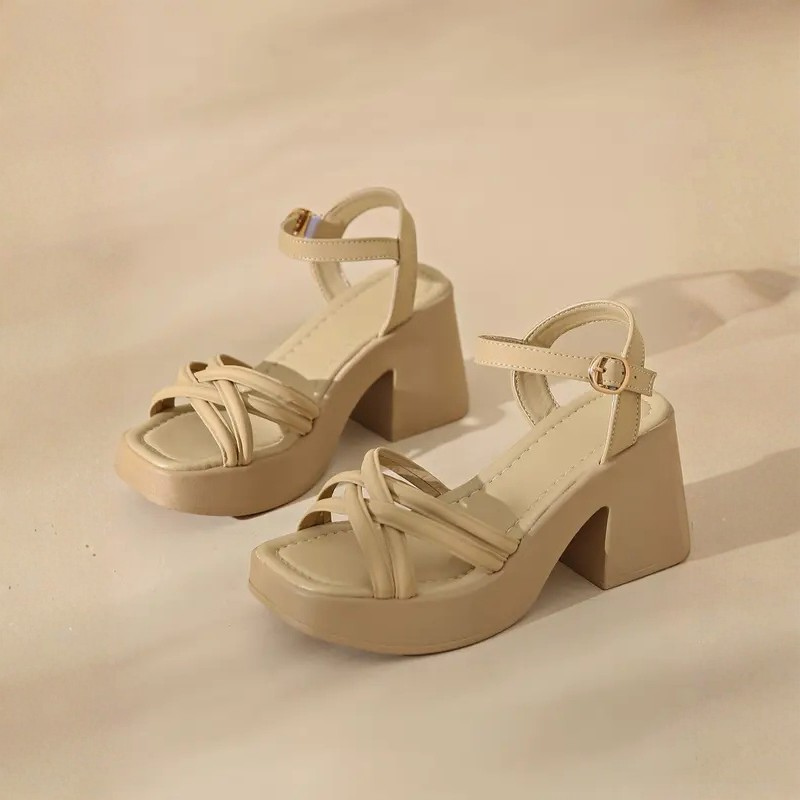 KIANA™ – Modische Cross-Riemchen Sandaletten