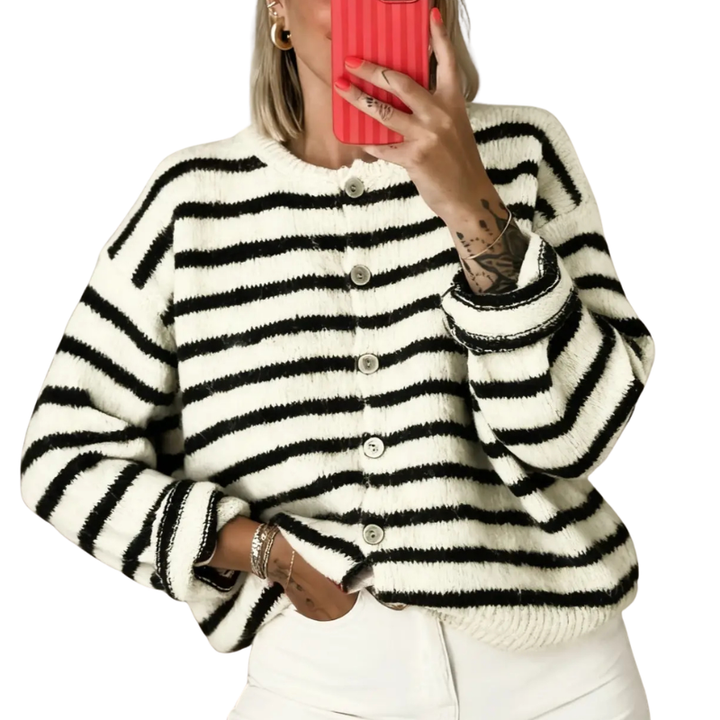 KARSYN™ – Stilvolle gestreifte Freizeit-Strickjacke
