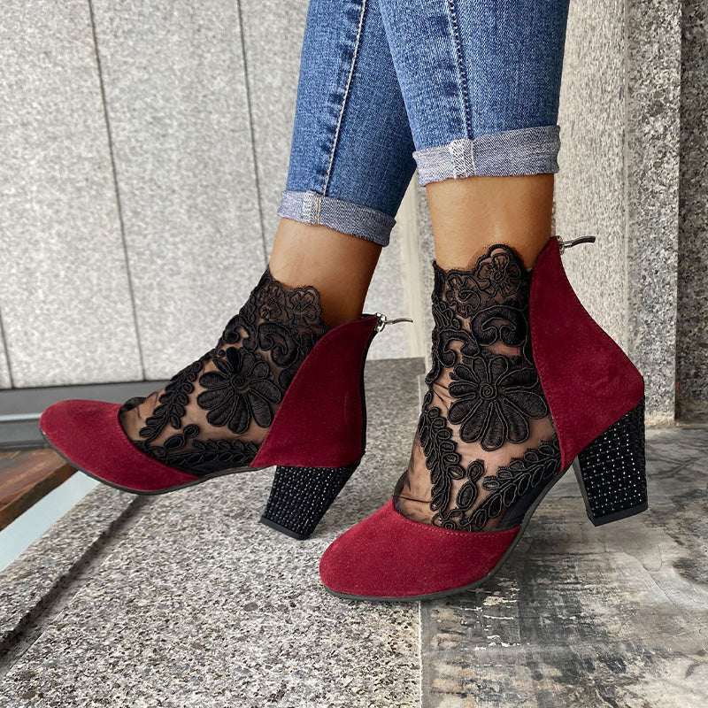 JOLIE™ – Elegante Spitzenstiefeletten mit Absatz