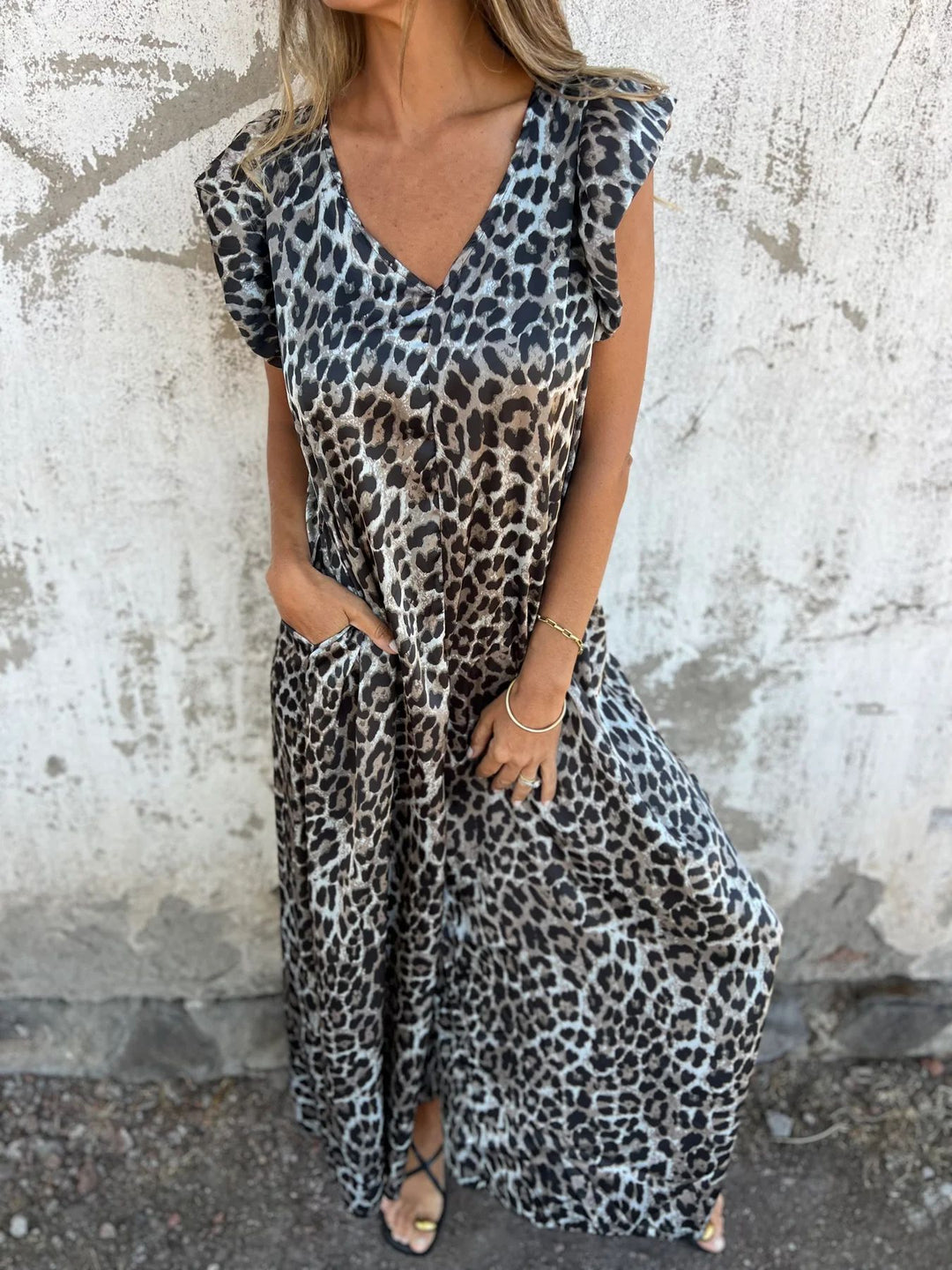 CASSANDRA™ - Trendiger V-Ausschnitt Jumpsuit