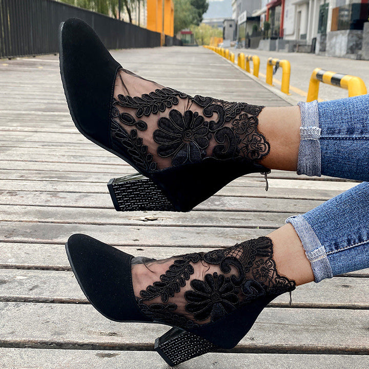 JOLIE™ – Elegante Spitzenstiefeletten mit Absatz