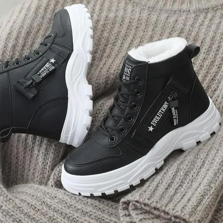 ASTRA™ | Kuschelige gefütterte Winterstiefel