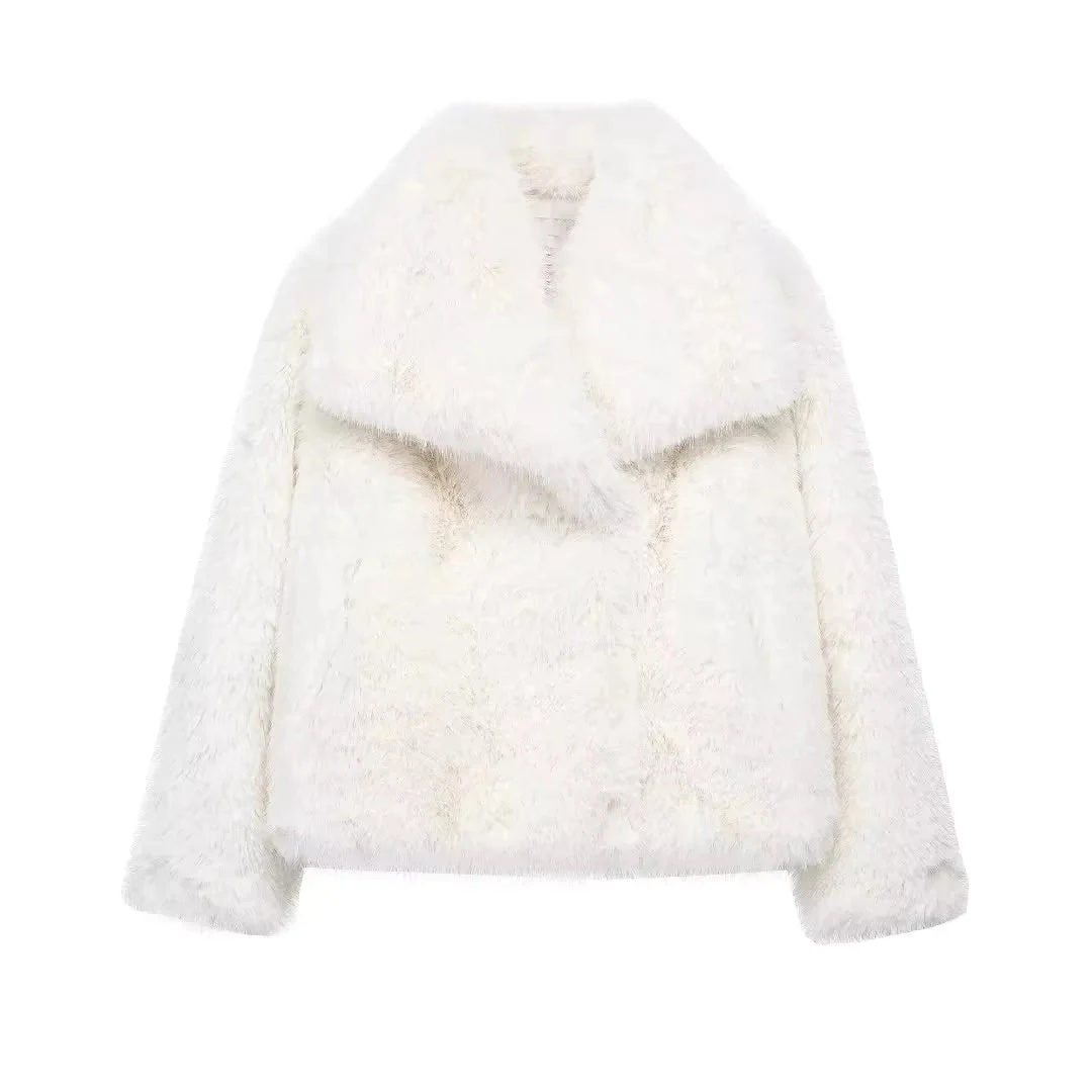 RENATA™ - Elegante Kunstfelljacke