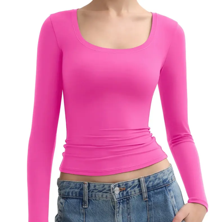 LEXARA™ – Elegantes, doppellagiges Oberteil mit Rundhalsausschnitt