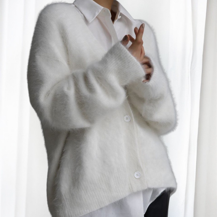 VYOMI™ - Bequeme Strickjacke mit Knopfleiste und überschnittenen Schultern