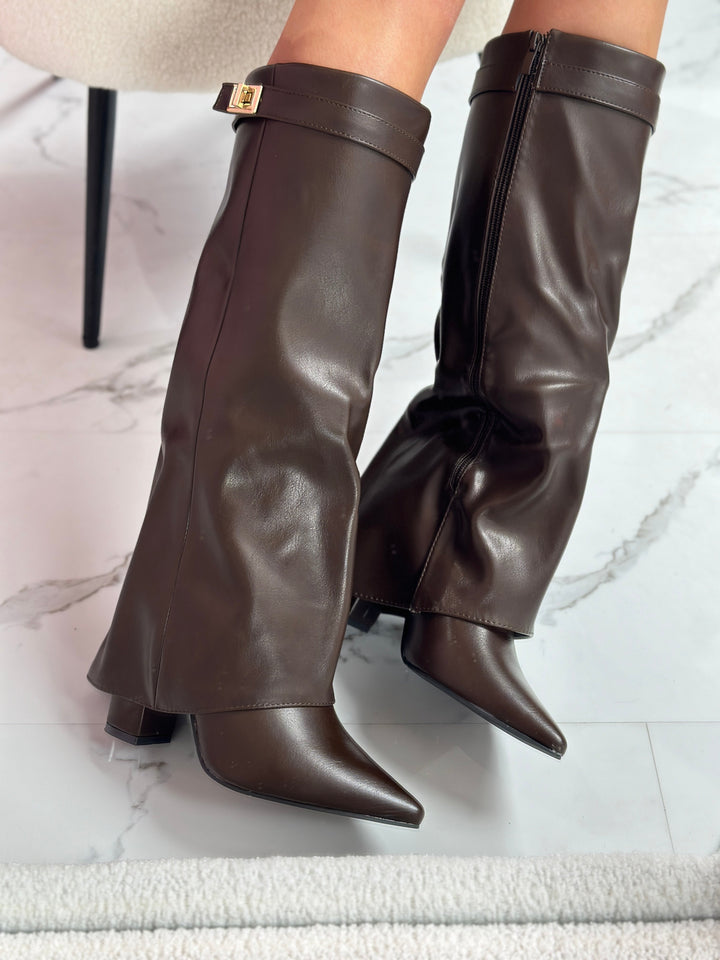 VIVIENNE™ – Braune Lederstiefel
