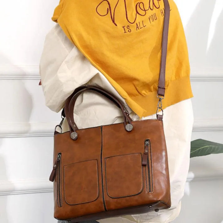 LIVIA™ – Klassische Lederhandtasche