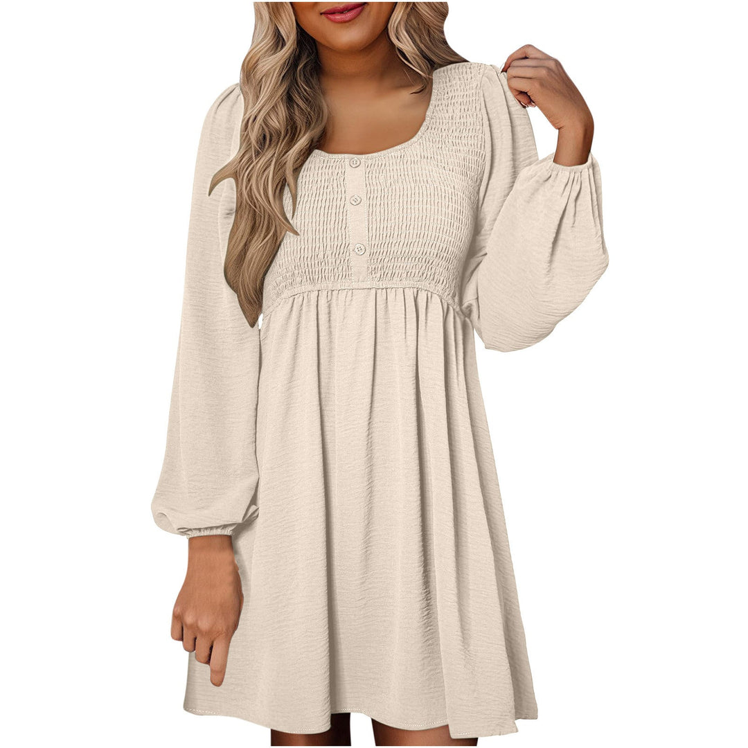 HARPER™ - Legeres, gesmoktes A-Linien-Kleid mit Empire-Taille und Knopfleiste