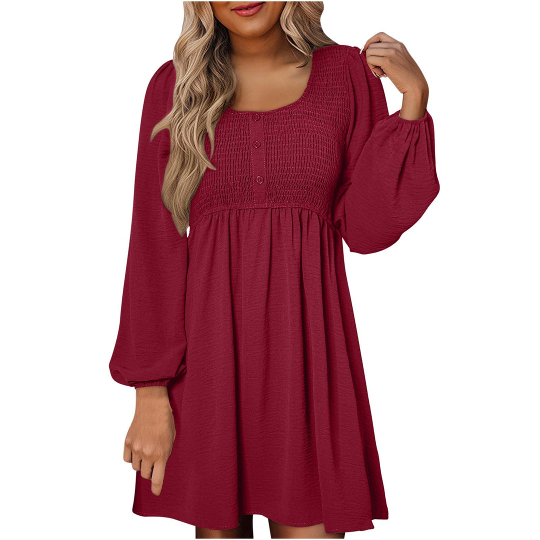 HARPER™ - Legeres, gesmoktes A-Linien-Kleid mit Empire-Taille und Knopfleiste