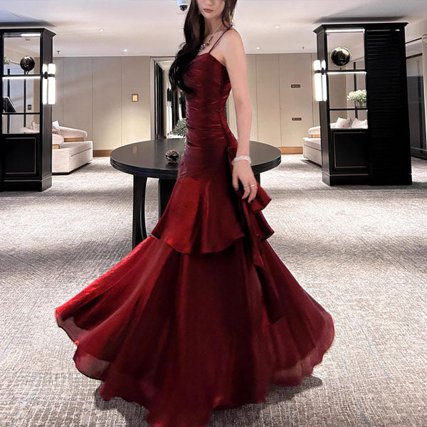 VIANNE™ - Glamouröses Maxikleid mit Rüschen