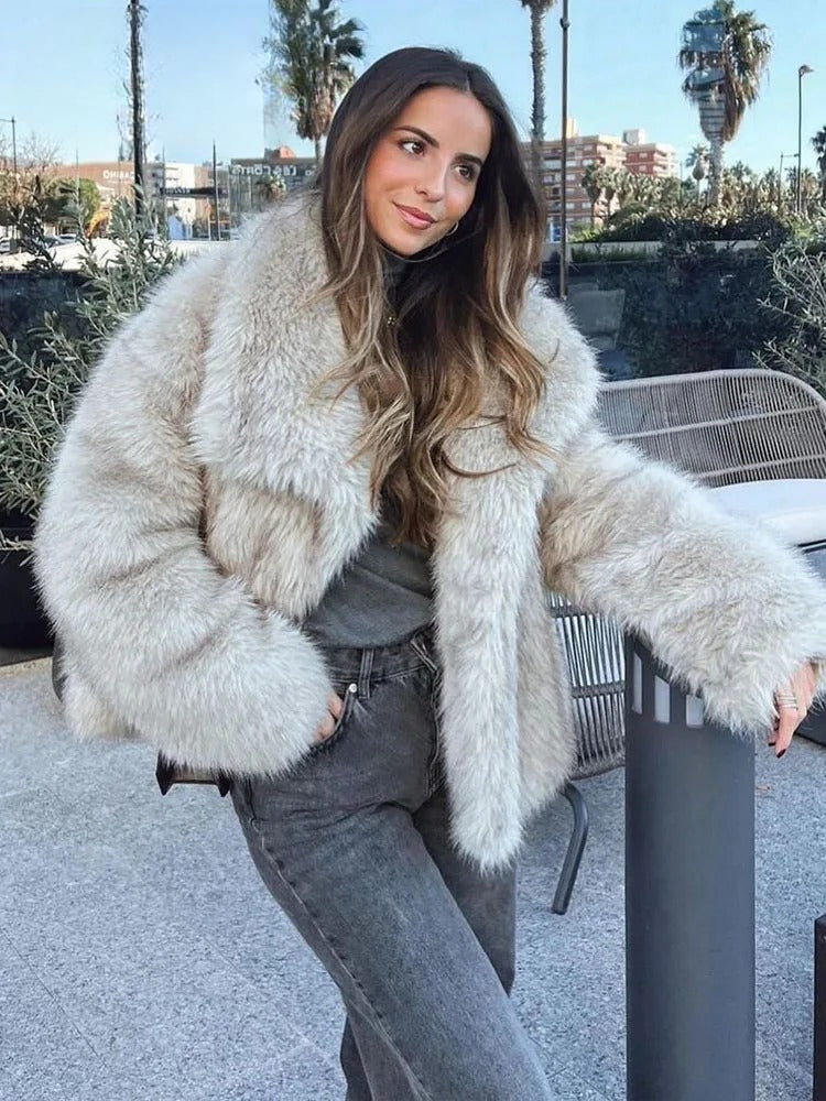 ROYA™ | Premium Pelzjacke