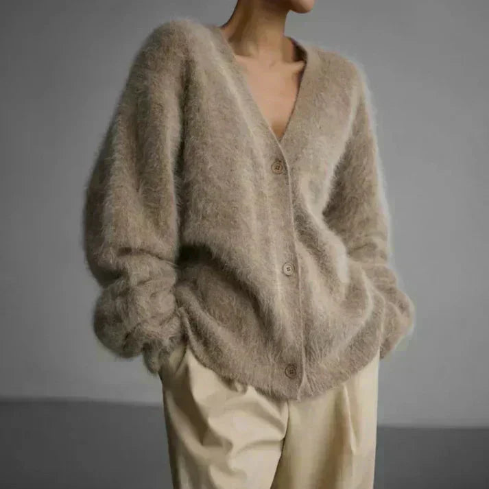ADELE™ - Flauschige Mohair-Strickjacke