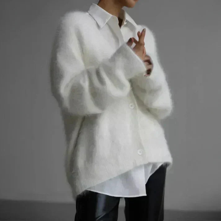 ADELE™ - Flauschige Mohair-Strickjacke