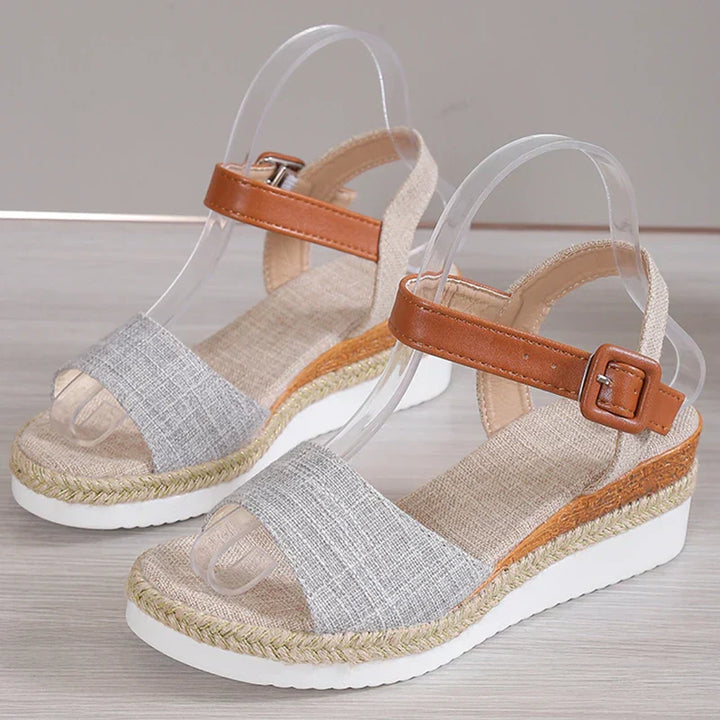 CHARLENE™ – Keilsandaletten im Relaxed Style
