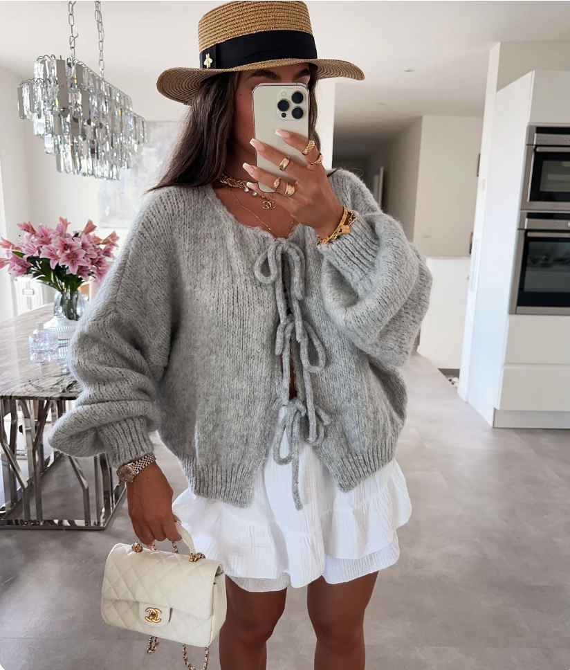 Eva | Strickjacke mit Schleifen