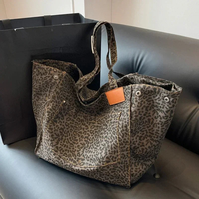 ODILE™ – mühelos schicke Leopard-Tragetasche