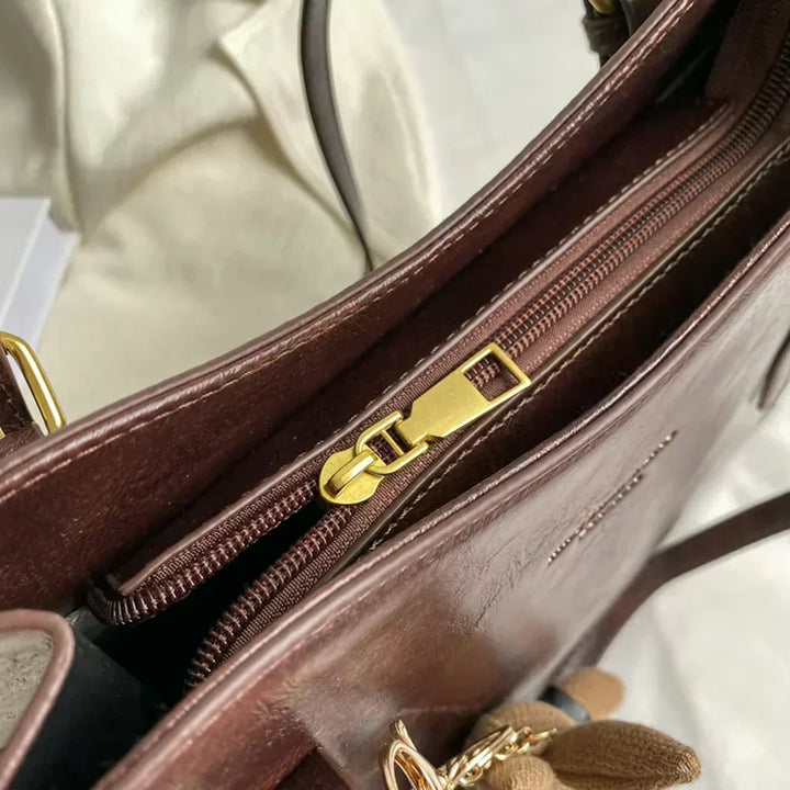 NIKKI™ - Elegante Schultertasche