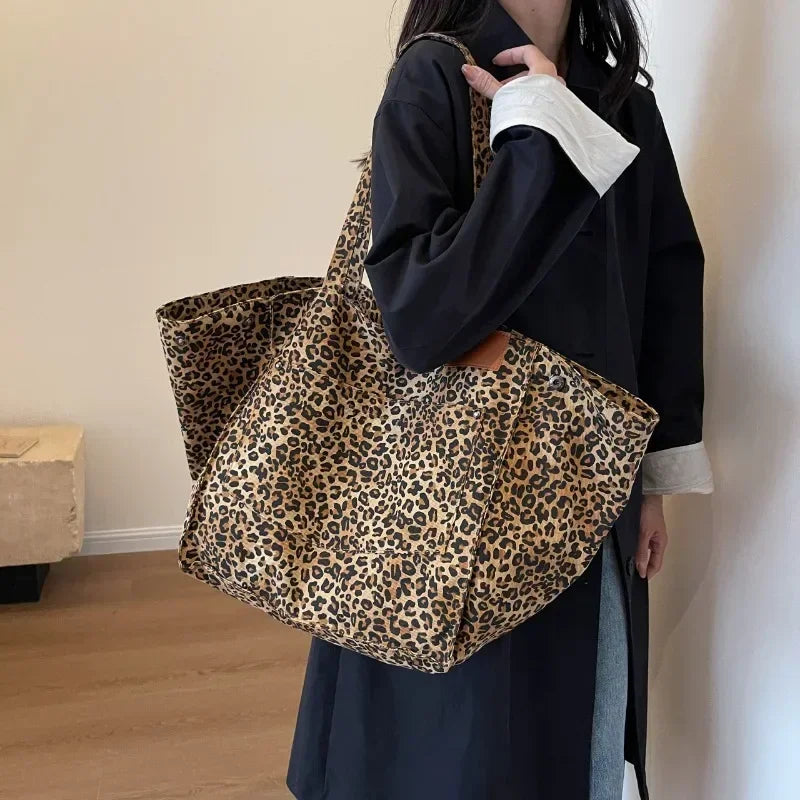 ODILE™ – mühelos schicke Leopard-Tragetasche