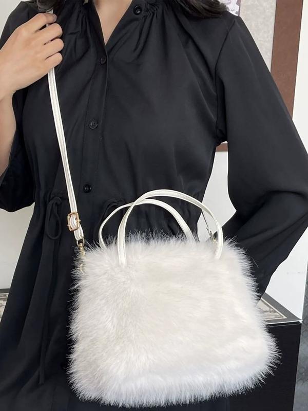 LIZZIE™ - Modische kleine Handtasche aus Kunstfell mit Griff und Schultergurt