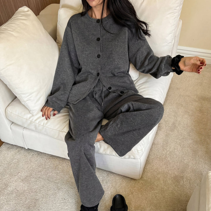 MAISIE™ – Entspanntes Zweiteiliges Set mit Knöpfen