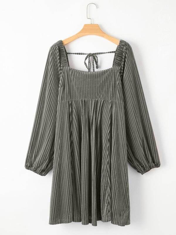 OLIVERA™ - Schickes A-Linien-Kleid mit Bischofsärmeln und eckigem Ausschnitt